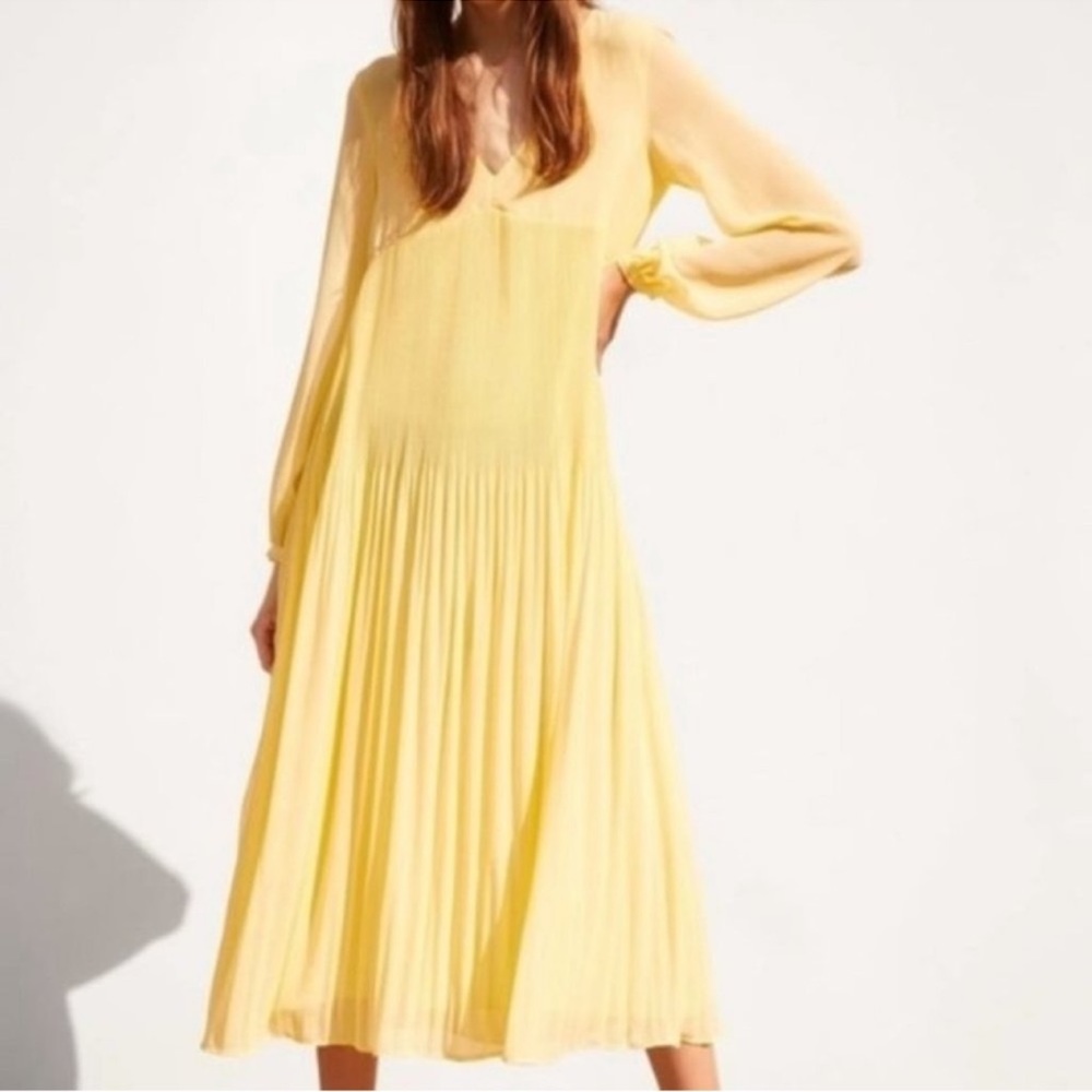 Zara | Dress | Pleated Dress in Yellow | Coquette